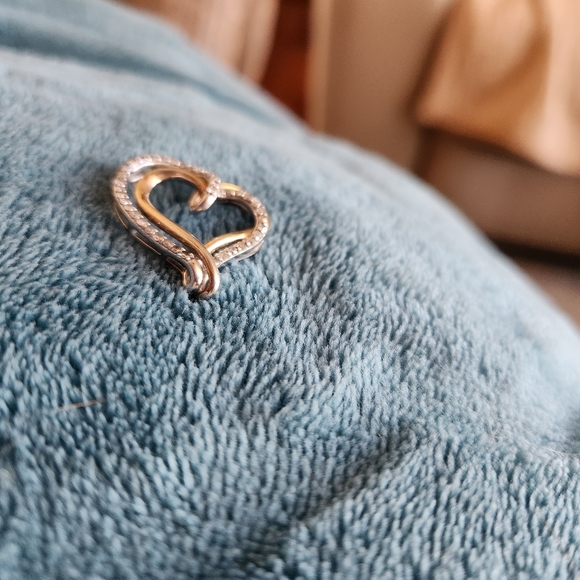 Diamond Heart Pendant - Picture 4 of 7